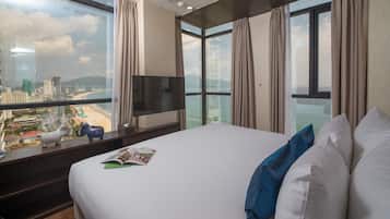 3-Bedroom Penthouse | Beach/ocean view