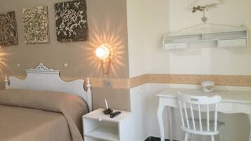 Double or Twin Room, 1 Bedroom | Room amenity