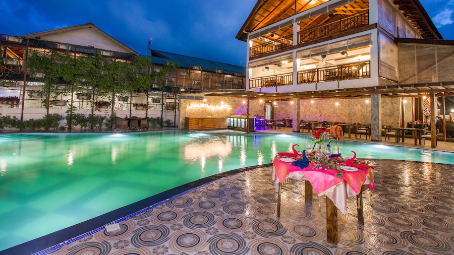 Summer Sands Beach Resort