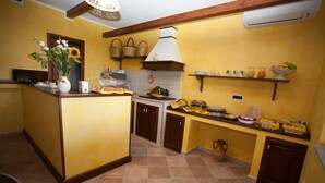Breakfast area - B&B Casale Pietrantica Tropea (Ricadi)
