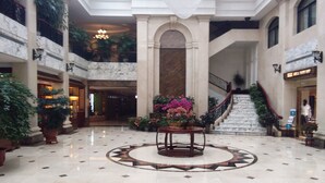 Unclassified image, 5 of 48, button - Dalian Nanshan Garden Hotel (Dalian)