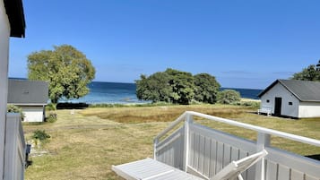 Family Room, 1 Bedroom | Terrace/patio