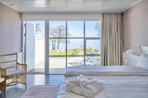 Dobbeltværelse med terrasse & havudsigt - Fyr anneks | Individualmente decorados, individualmente mobiliados