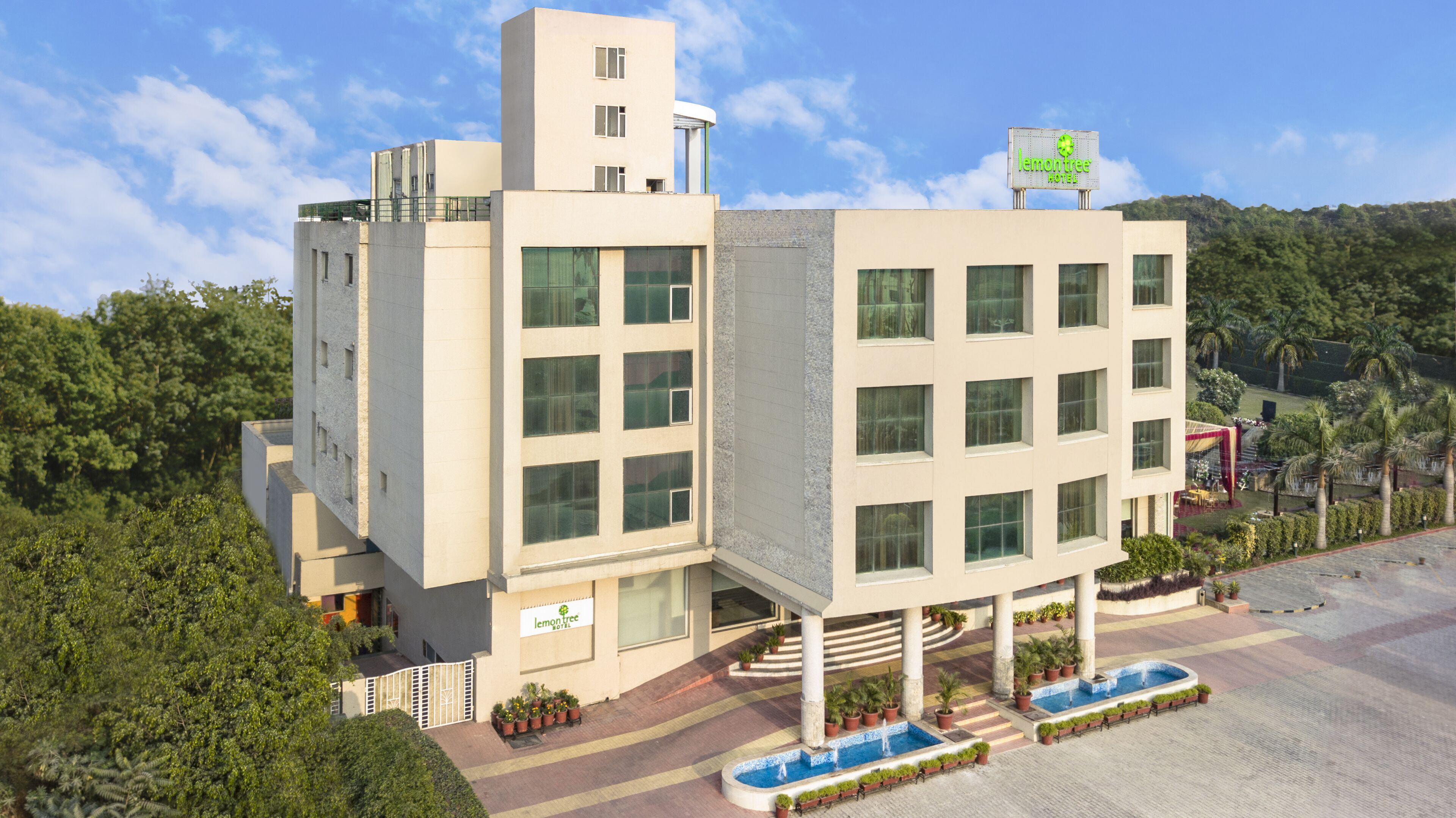 Voorkant van accommodatie