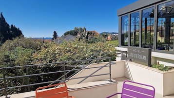 Literie de qualité supérieure, coffres-forts dans les chambres