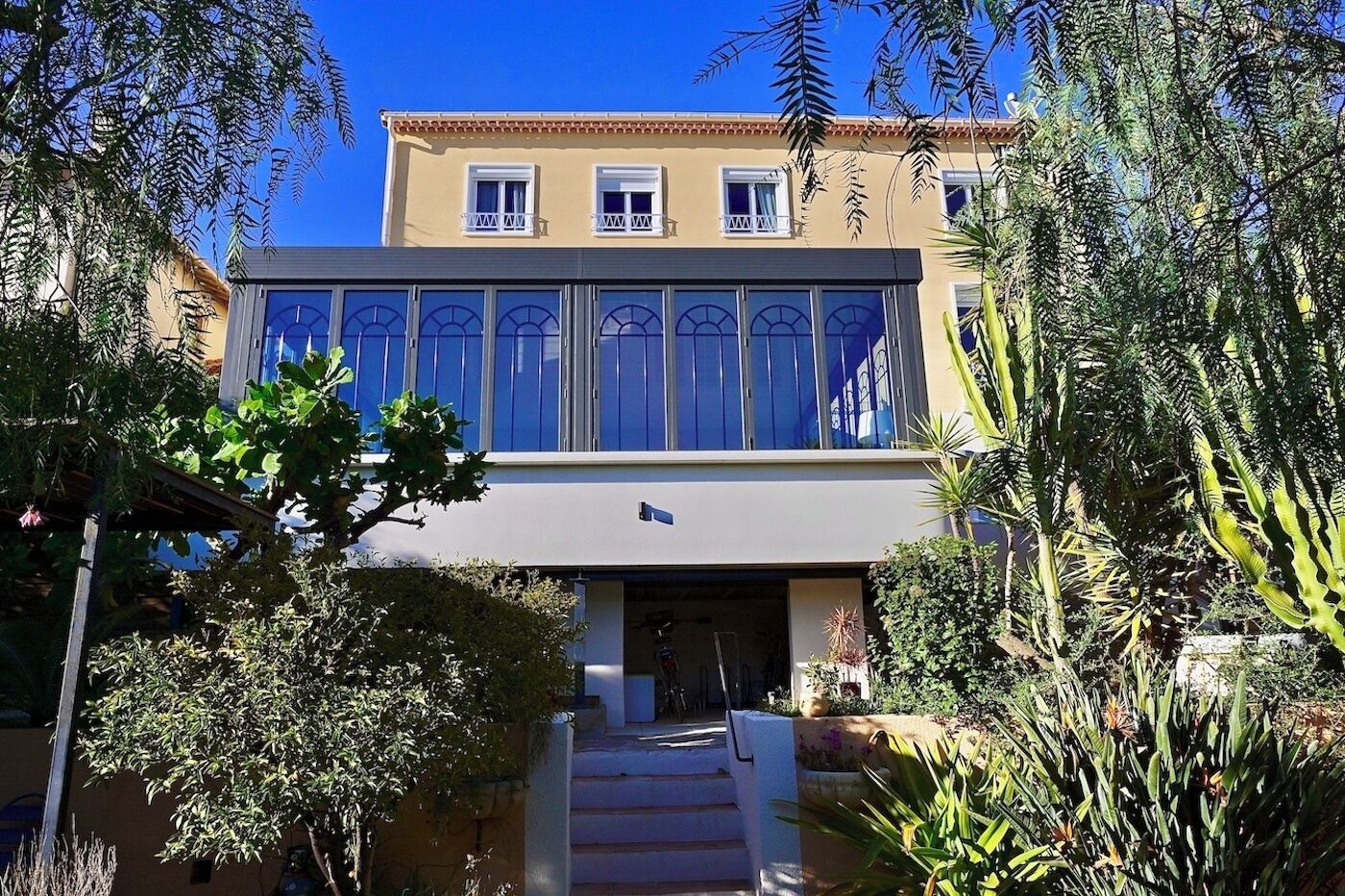 classic double room, garden view | 1 bedroom, premium bedding, in-room safe, individually decorated