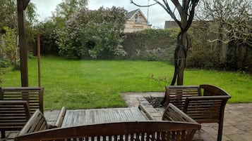 Suite, 1 Bedroom (Room Only) | Terrace/patio