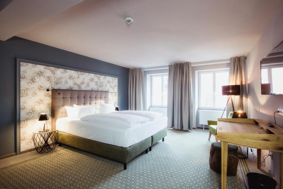 1 bedroom, in-room safe, desk, soundproofing