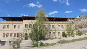 Façade de lâhĂ©bergement