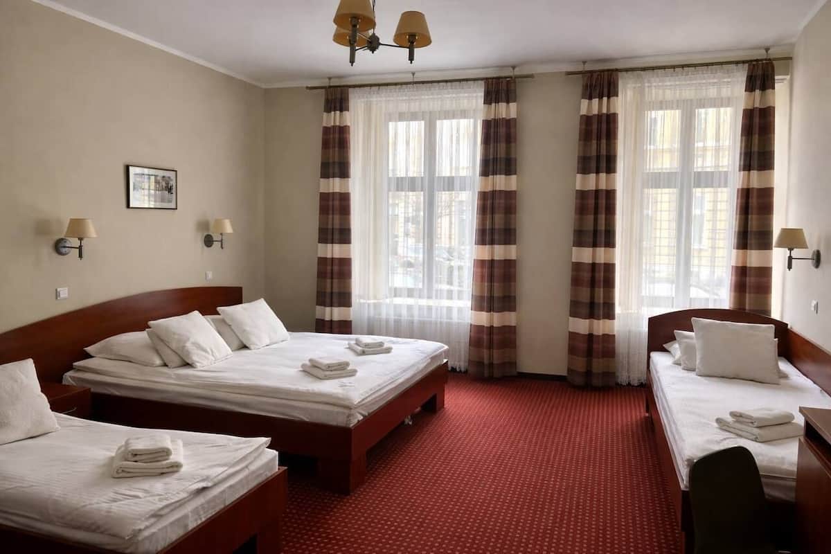 Triple Room (with extra bed)