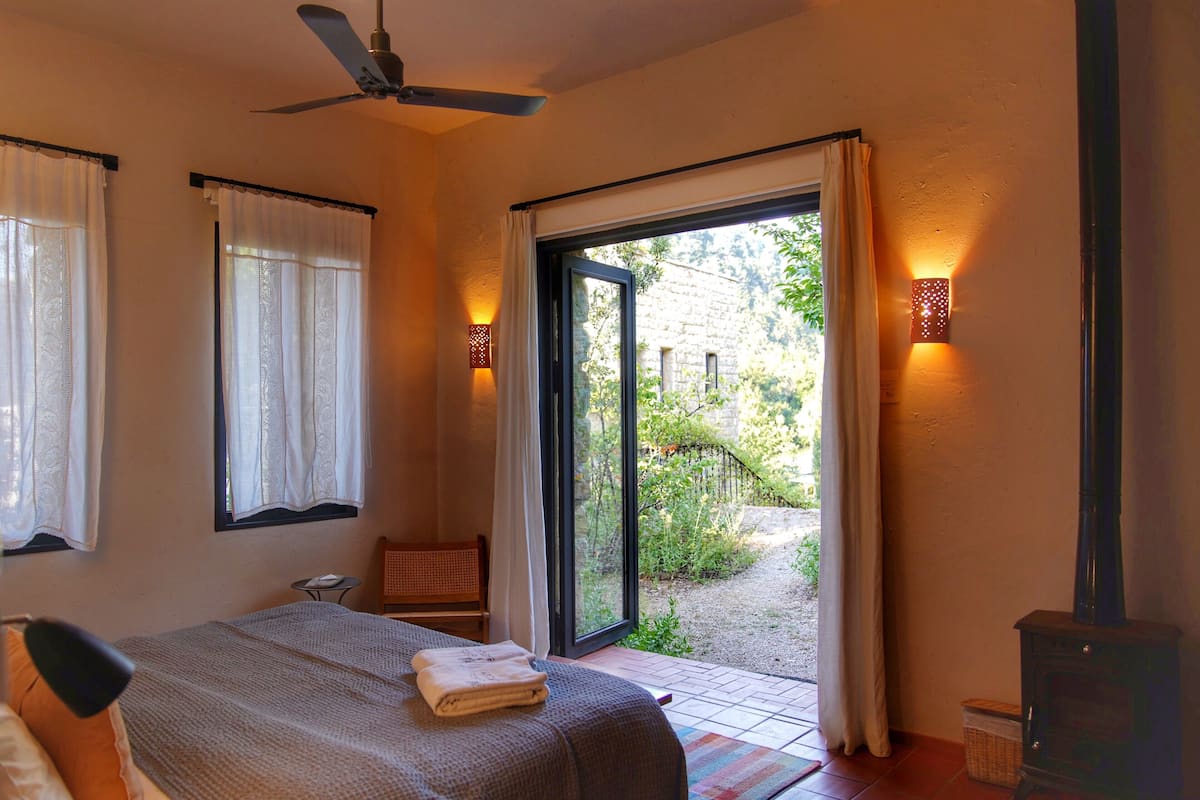 superior room | in-room safe, iron/ironing board, free wifi, bed sheets