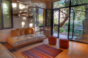 Superior Suite | Living area - Bkerzay (Deir Dourite)