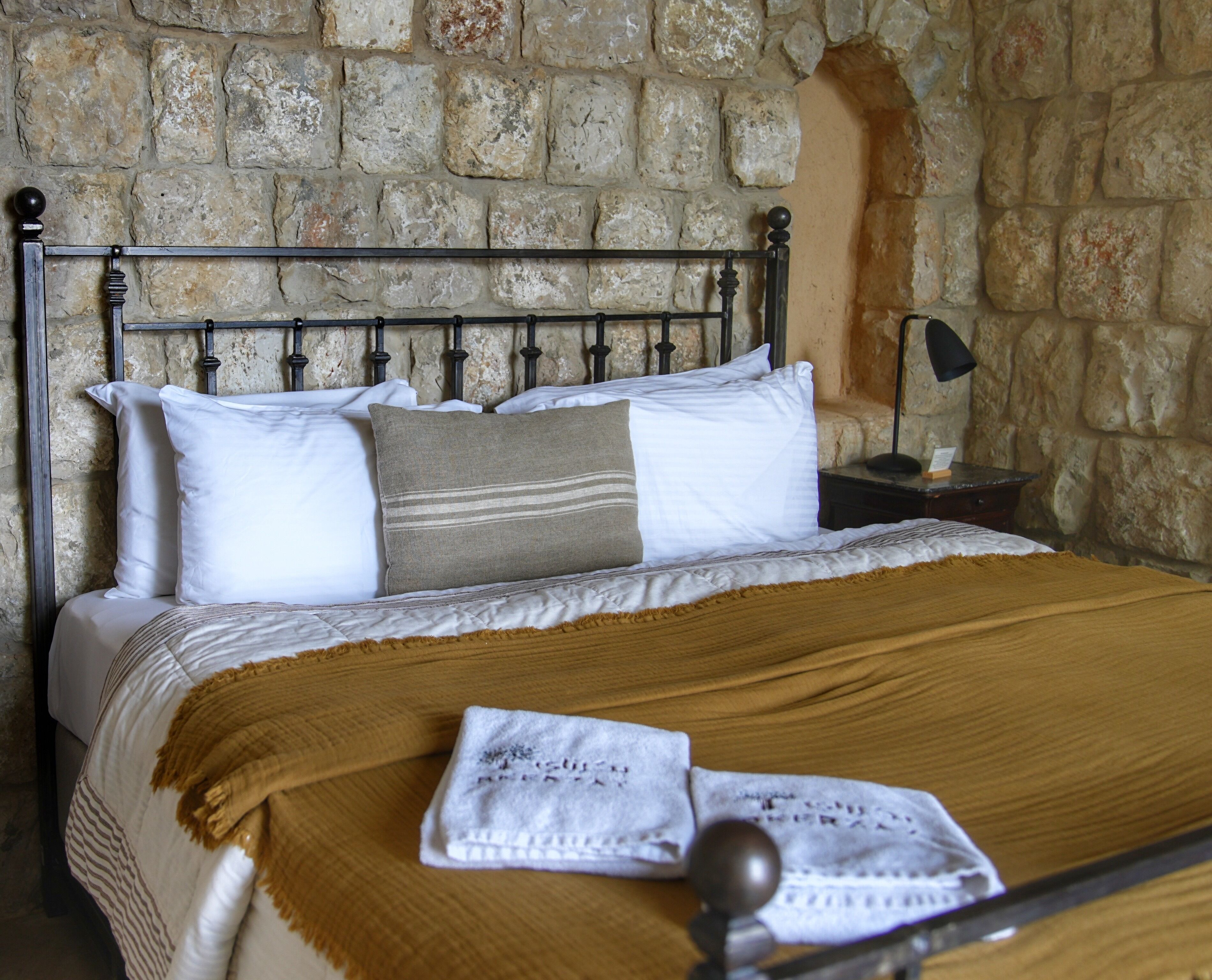 room (maisonette) | in-room safe, iron/ironing board, free wifi, bed sheets