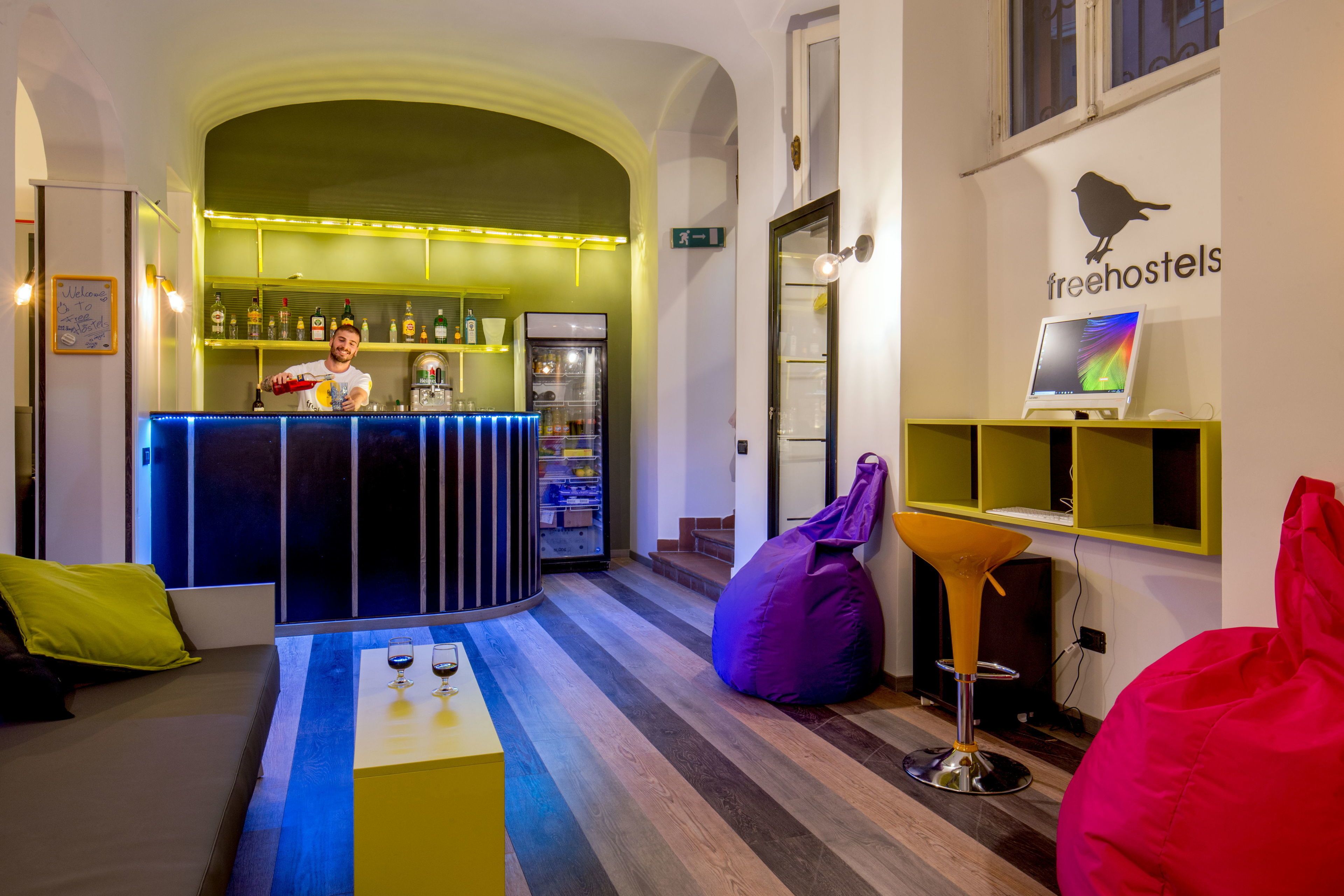 Bar (in der Unterkunft)