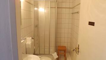 Shower, free toiletries, hair dryer, towels