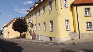Exterior - Hotel Zur Sonne (Querfurt)