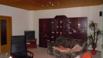 Double Room | Living room