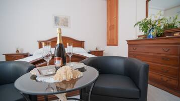 Chambre Quadruple Classique (Pesciolino)