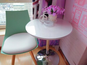 Double Room | Minibar, desk, free WiFi, bed sheets - Dalian Venus Apartment (Dalian)