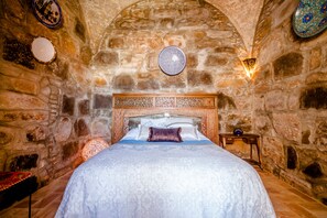 18 habitaciones, wifi gratis y ropa de cama 