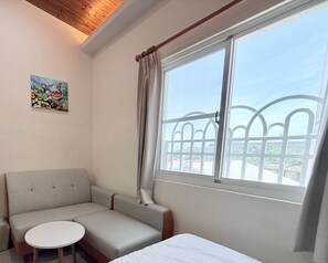 Standard Quadruple Room | Minibar, blackout drapes, soundproofing, free WiFi - Lunatis Bay Hotel (Liuqiu)