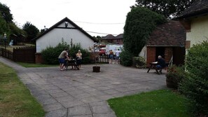 Garden - The Bell Motel (Hitchin)