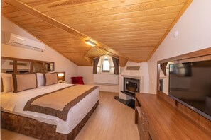 Cati Kati Deluxe Balkonsuz Oda | Egyptian cotton sheets, hypo-allergenic bedding, down duvets - Agva Palas Hotel (Sile)
