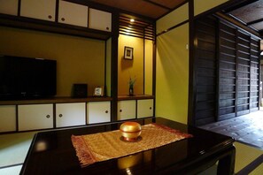 独立别墅 | 起居区 | 平板电视