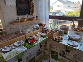 Free daily buffet breakfast