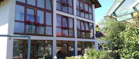 Fachada da propriedade