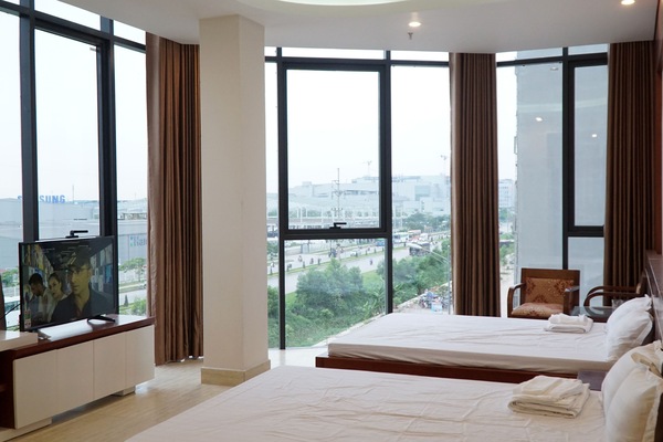 Double Room | Minibar, desk, blackout drapes, soundproofing