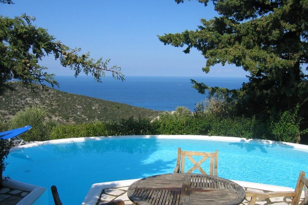 Comfort Villa, 2 Bedrooms | Terrace/patio