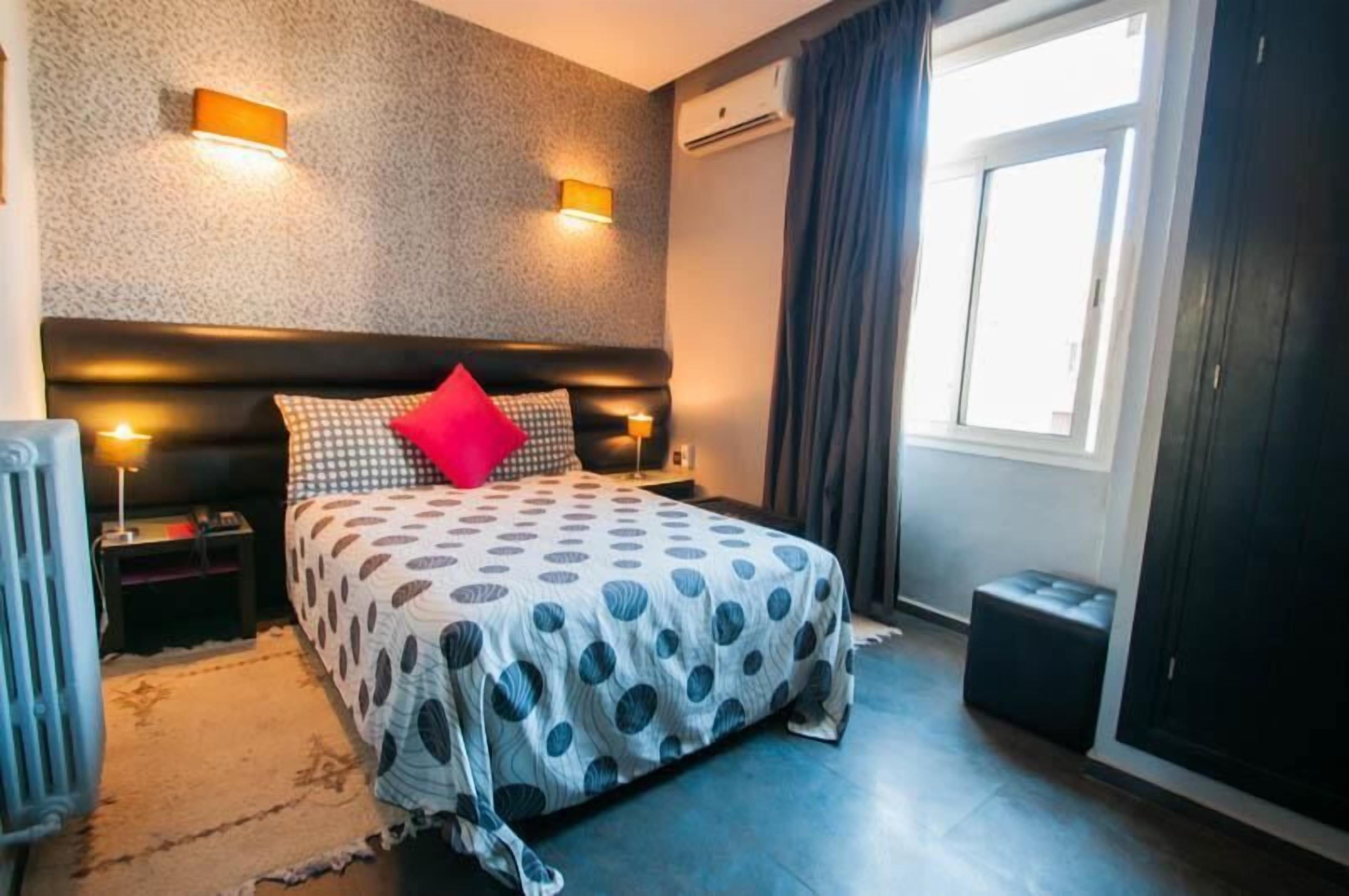 Photo - Hotel De La Paix