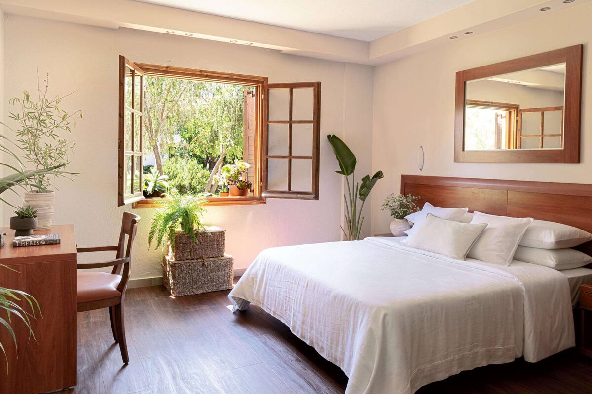 Family Apt Veranda Garden | 高級寢具、迷你吧贈品、床單
