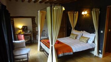 Chambre Double | Bureau, Wi-Fi gratuit, draps fournis