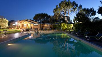 Front of property - evening/night