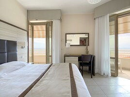 Premium bedding, in-room safe, desk, soundproofing