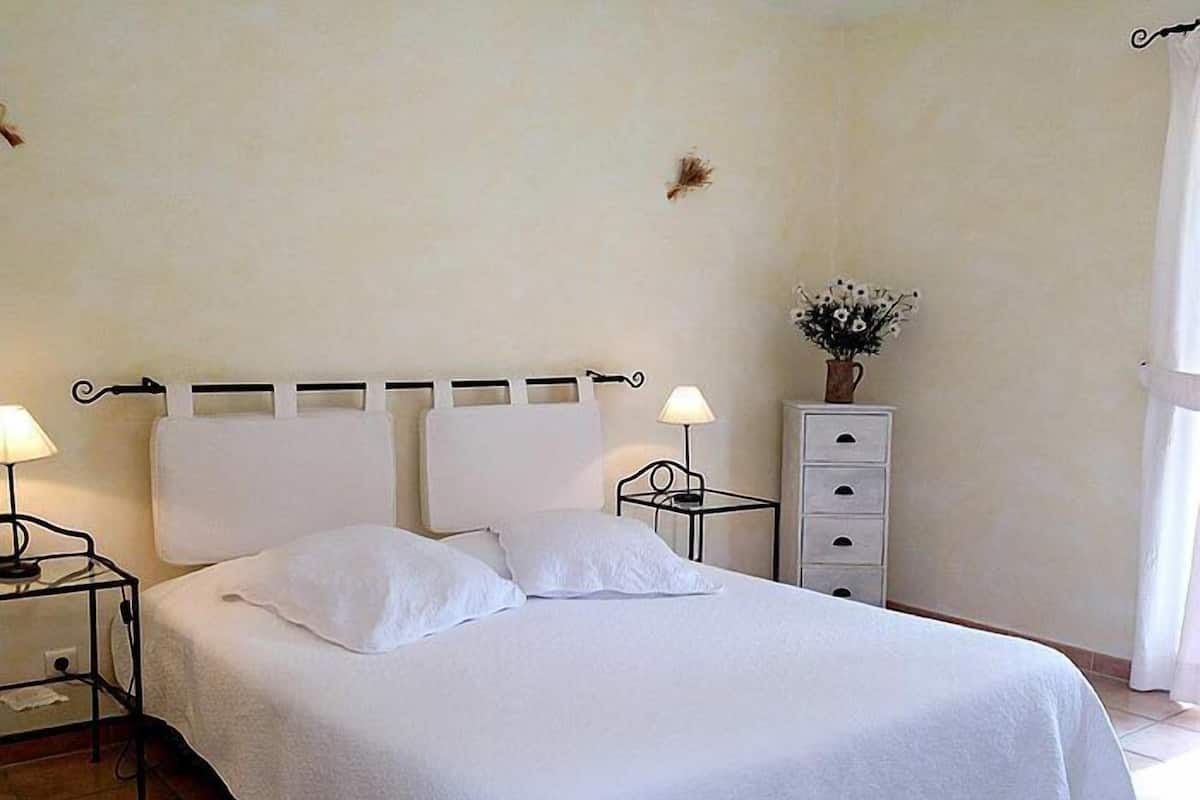 Superior Double Room | 2 bedrooms, individually decorated, individually furnished