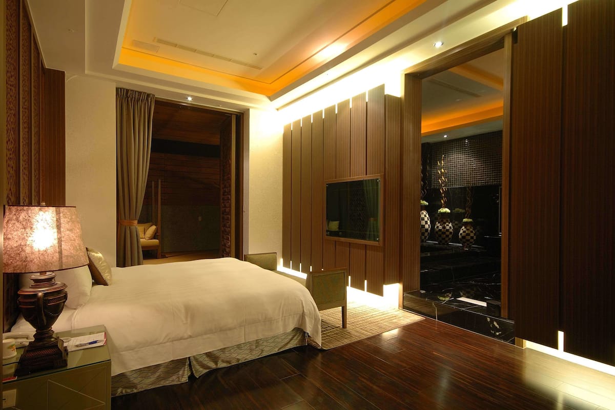 deluxe double room | premium bedding, down duvets, minibar, individually furnished