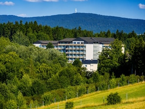 Esterni