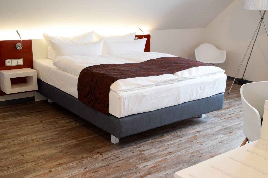 standard double room | in-room safe, desk, soundproofing, free wifi