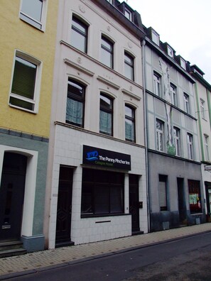 Exterior - The Penny Pincher Inn - Hostel (Cologne)
