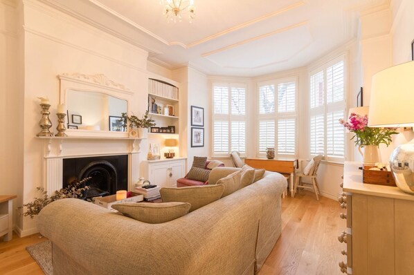 Apartemen (2 Bedrooms) | Area keluarga