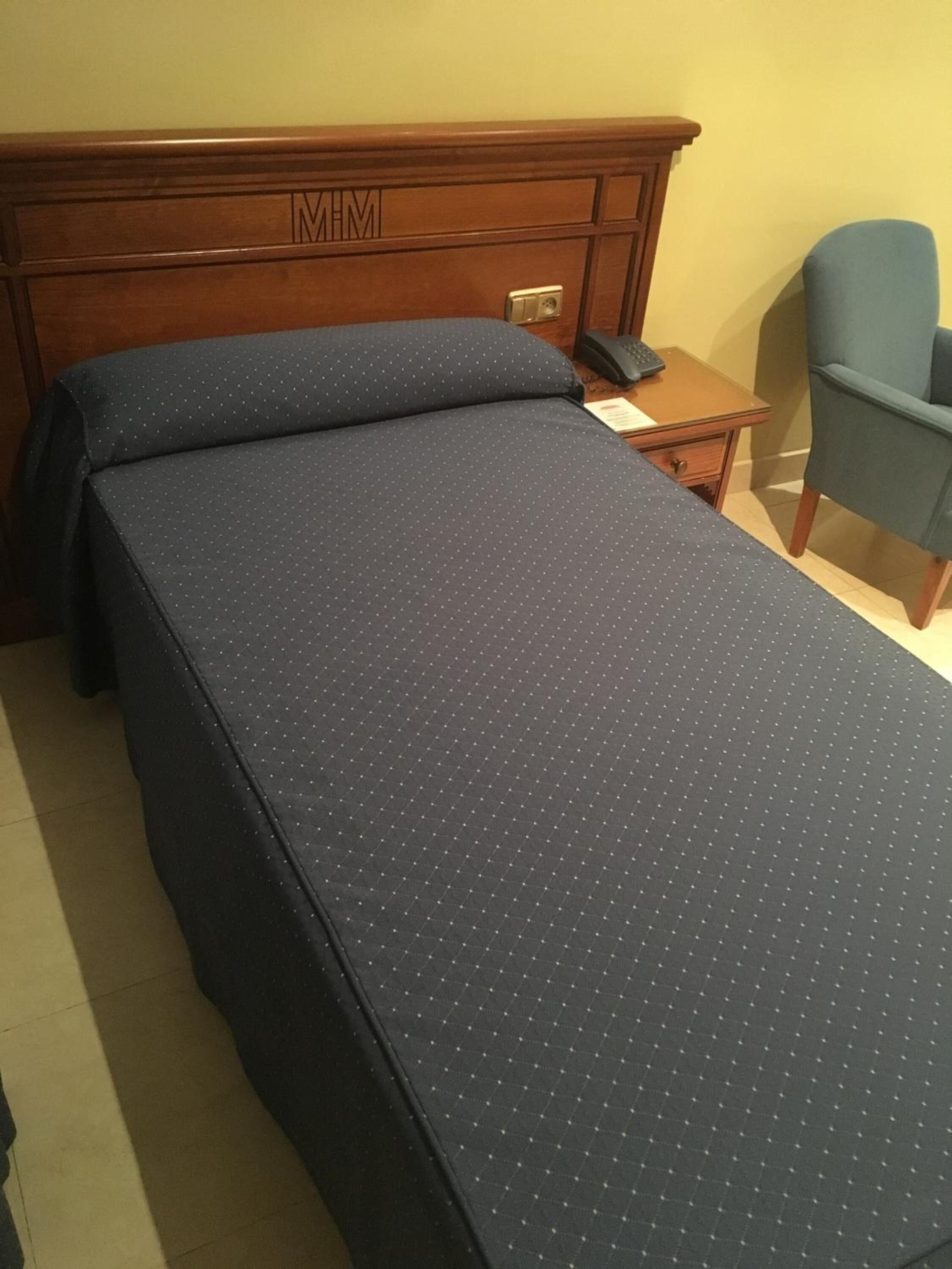 minibar, in-room safe, desk, laptop workspace