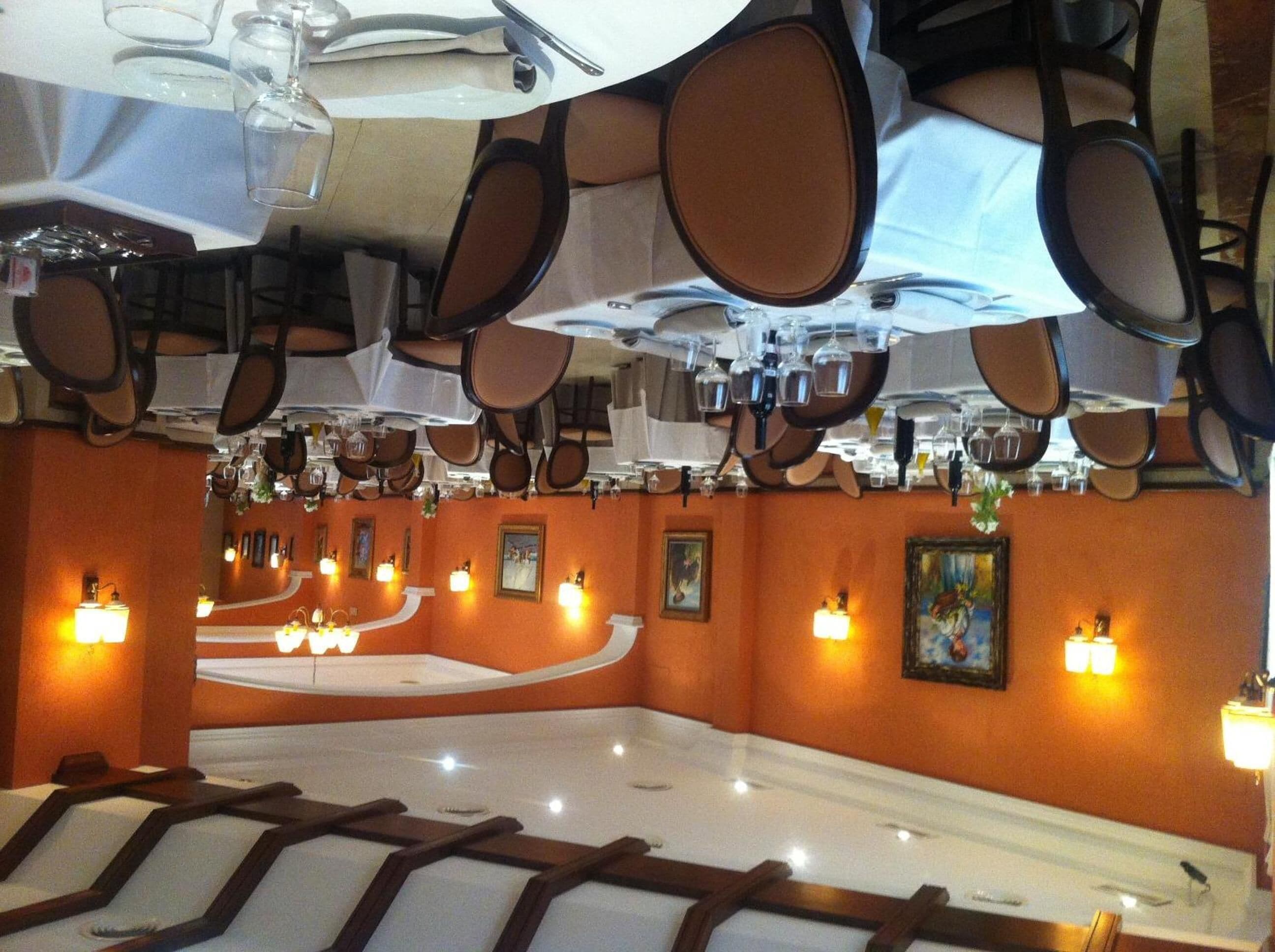 breakfast, lunch and dinner served