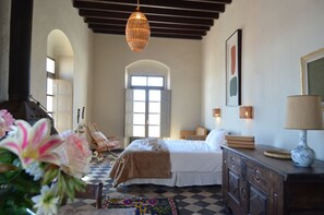 Comfort Apartment, 2 Bedrooms | Blackout curtains, rollaway beds, free WiFi, bed sheets - Eole Tarifa Apartments (Tarifa)