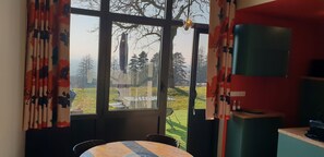 Panorama huis, en-suite badkamer, uitzicht op park (Gîte) | Gemeenschappelijke keuken