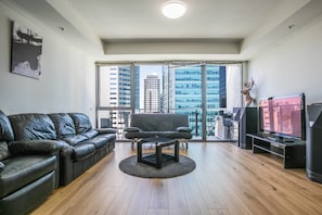 Apartment, 3 Bedrooms | Living area