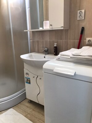 Studio, Sea View | Bathroom amenities - Sea View Studio Mamaia (Constanta)