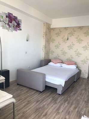 开间, 海景 | 免费 WiFi、床单